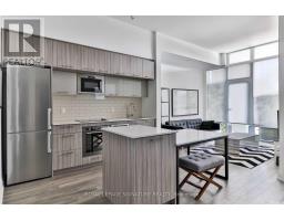 Living room - 112 4800 Highway 7 Highway, Vaughan, ON L4L1H8 Photo 2