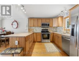 Bedroom 2 - 38 Cowans Crescent, Kawartha Lakes, ON K0L2W0 Photo 5