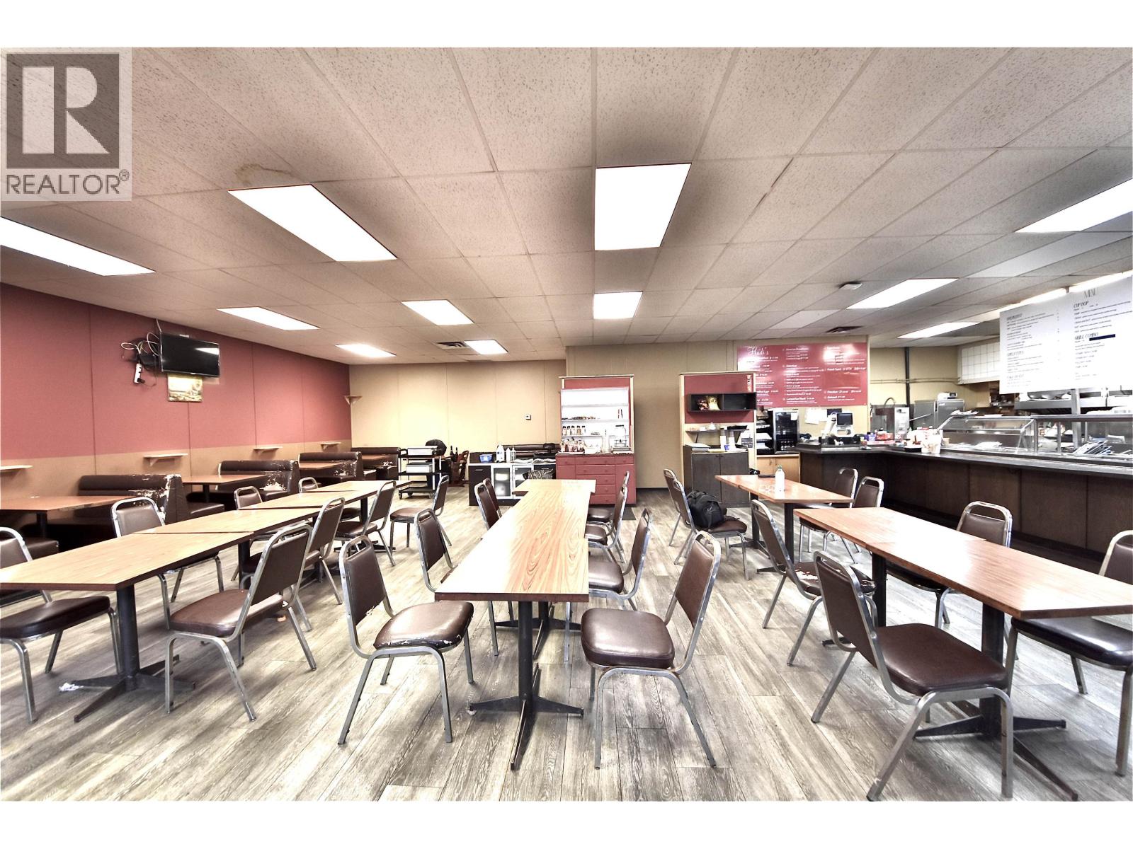 31 33 7621 Vantage Highway