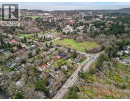 Playroom - 1826 Cedar Hill Cross Rd, Saanich, BC V8P2R4 Photo 5