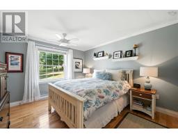 Bath (# pieces 1-6) - 1641 Italy Cross Road, Petite Riviere, NS B4V5W8 Photo 3