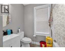 36 38 Sixth, Moncton, NB E1E3G6 Photo 3