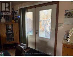 Kitchen - 1028 Crabbe Lane, Dysart Et Al, ON K0M1S0 Photo 5