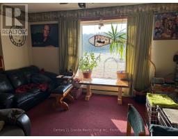 Dining room - 1028 Crabbe Lane, Dysart Et Al, ON K0M1S0 Photo 4