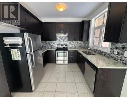 Living room - 88 Grand Trunk Avenue, Vaughan, ON L6A0Y4 Photo 2