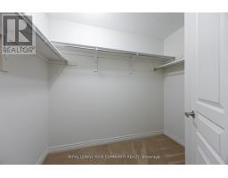 Living room - 5526 Meadowcrest Avenue, Mississauga, ON L5M0V1 Photo 2