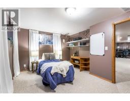 Office - 512 11 Street, Dunmore, AB T1B0K4 Photo 3