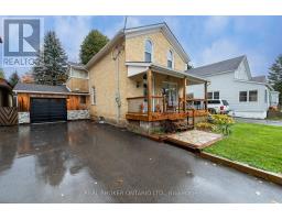 30 Wood Street, Mapleton, ON N0G1P0 Photo 2