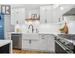 Bathroom - 2 4067 Colonel Talbot Road, London South, ON N6P1V9 Photo 3