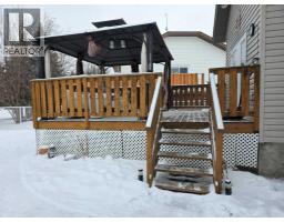 Dining room - 185 Willow Drive, Breton, AB T0C0P0 Photo 2