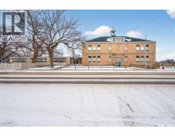500 Coteau Street W, Image 3