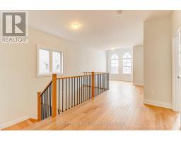 23 Aida Place, Richmond Hill, ON L4E1N3 Photo 2