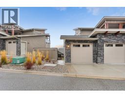 4pc Bathroom - 4000 Redstone Crescent Unit 220, Peachland, BC V0H1X5 Photo 2