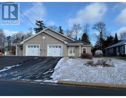 Bath (# pieces 1-6) - 378 Glen Allan Drive, Bridgewater, NS B4V0A9 Photo 5