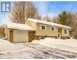 Bedroom 2 - 240135 Wilcox Side Road, Georgian Bluffs, ON N4K5N7 Photo 5