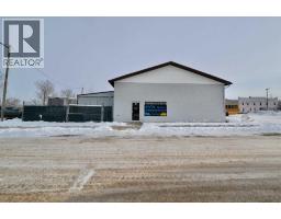 203 1 Avenue, Irricana, AB T0M1B0 Photo 2
