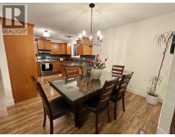 Bedroom - 995 Graf Road, Kelowna, BC V1P1C1 Photo 3