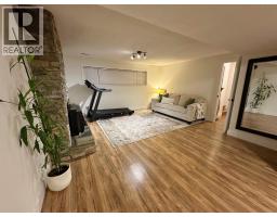 Full bathroom - 995 Graf Road, Kelowna, BC V1P1C1 Photo 2