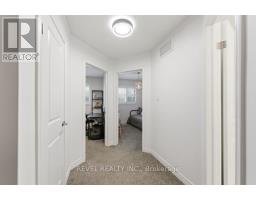 Bathroom - 33 Barley Lane, Hamilton, ON L9K0K1 Photo 2