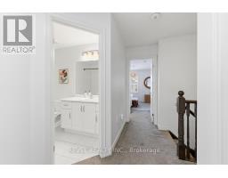 Dining room - 33 Barley Lane, Hamilton, ON L9K0K1 Photo 4