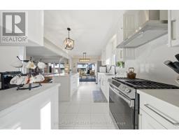 Kitchen - 49 Monarch Street, Welland, ON L3C0E6 Photo 5