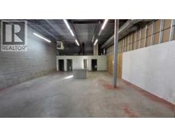 9616 100 Street, Peace River, AB T8S1S4 Photo 4