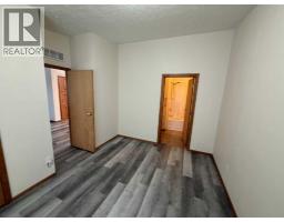 4pc Bathroom - 23 Cherry Lane Se, Three Hills, AB T0M2A0 Photo 3