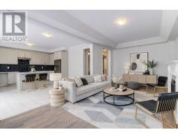 21 Seguin Street, Richmond Hill, ON L4E2X5 Photo 2