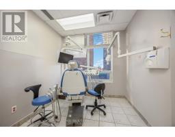 219 5409 Yonge Street, Toronto, ON M2N5R6 Photo 3