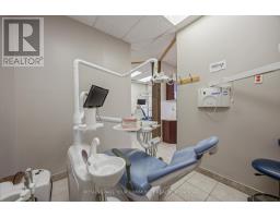 219 5409 Yonge Street, Toronto, ON M2N5R6 Photo 2