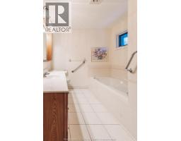 Bedroom - 642 Lake Trail Drive, Windsor, ON N9G2M3 Photo 5