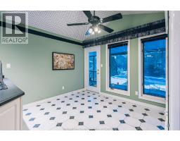 4pc Bathroom - 642 Lake Trail Drive, Windsor, ON N9G2M3 Photo 3