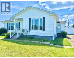 Bath (# pieces 1-6) - 972 113 Route, Inkerman, NB E8P1E1 Photo 3