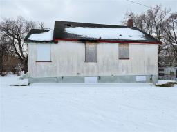 124 Frederick Street, Brandon, MB R7A5K2 Photo 3