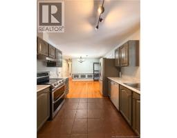 Bath (# pieces 1-6) - 4 Yorsdun Court, Campbellton, NB E3N3N9 Photo 4