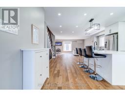 Bedroom 2 - 524 Fergo Avenue S, Mississauga, ON L5B2J3 Photo 5