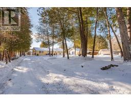 Primary Bedroom - 229 Holiday Lane, North Algona Wilberforce, ON K0J1T0 Photo 2