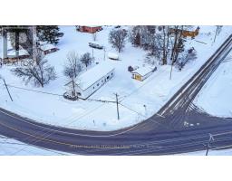 Primary Bedroom - 332 Champlain Road, Penetanguishene, ON L9M1S4 Photo 5