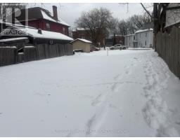 126 Elgin Street W, Arnprior, ON K7S1N8 Photo 4