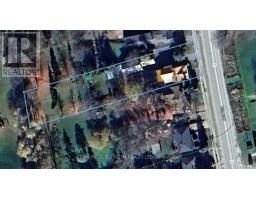 Mud room - 46 King Street N, Innisfil, ON L0L1L0 Photo 3