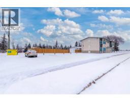 1 6 5502 49 Avenue, Lloydminster, SK S0M0V4 Photo 2