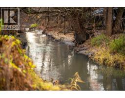 Dining room - 1852 Marshall Street, Kelowna, BC V1Y2B7 Photo 2