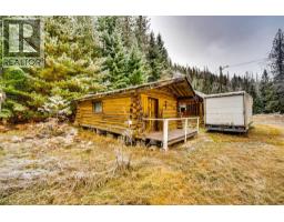 Laundry room - 3137 Enderby Mabel Lake Road, Enderby, BC V0E1V0 Photo 5