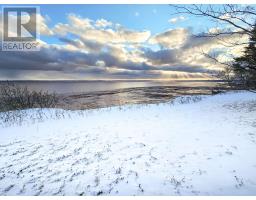 Eat in kitchen - 4606 Highway 2, Upper Economy, NS B0M1B0 Photo 2