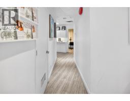 12085 Confidential, North Vancouver, BC V0V0V0 Photo 2