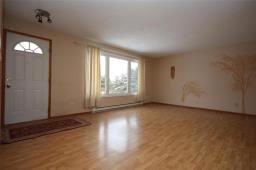 Kitchen - 14 Eirikson Drive, Lundar, MB R0C1Y0 Photo 5