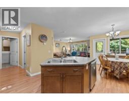 Loft - 222 Martin Street Unit 124, Sicamous, BC V0E2V0 Photo 4