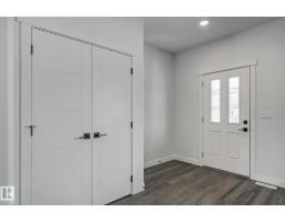 Primary Bedroom - 9831 107 A Avenue, Morinville, AB T8R2P1 Photo 4