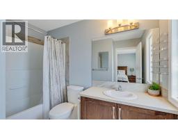 Living room - 343 Hillcrest Heights Sw, Airdrie, AB T4B4C1 Photo 5