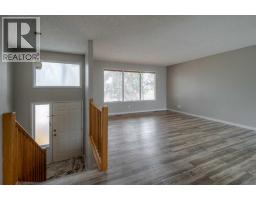 Bedroom - 49 Simon Fraser Boulevard W, Lethbridge, AB T1K4R1 Photo 5